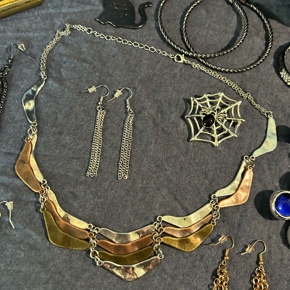 14 piece modern jewelry bundle - Picture 6 of 10